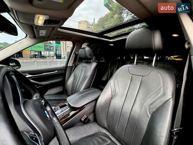 Серый БМВ Х5, объемом двигателя 2.98 л и пробегом 105 тыс. км за 24500 $, фото 25 на Automoto.ua
