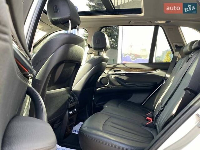 Сірий БМВ Х5, об'ємом двигуна 2.98 л та пробігом 145 тис. км за 22900 $, фото 15 на Automoto.ua