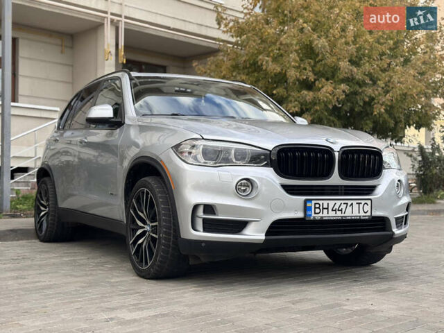 Серый БМВ Х5, объемом двигателя 3 л и пробегом 161 тыс. км за 21990 $, фото 4 на Automoto.ua
