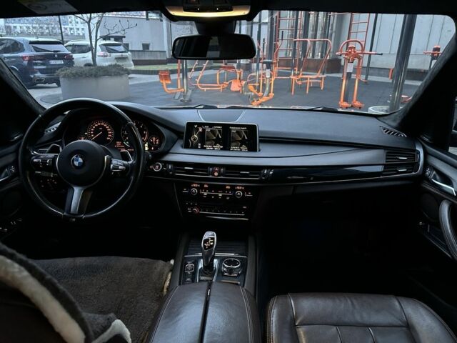 Серый БМВ Х5, объемом двигателя 2 л и пробегом 255 тыс. км за 25500 $, фото 14 на Automoto.ua
