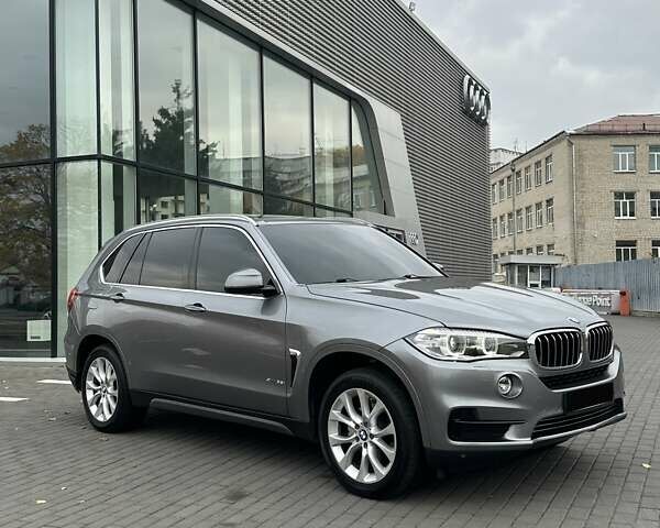 Серый БМВ Х5, объемом двигателя 2.98 л и пробегом 164 тыс. км за 25500 $, фото 12 на Automoto.ua