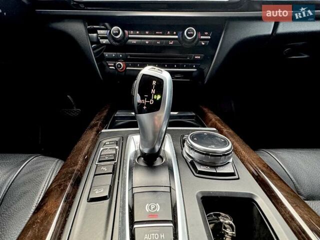 Серый БМВ Х5, объемом двигателя 2.98 л и пробегом 105 тыс. км за 24500 $, фото 32 на Automoto.ua