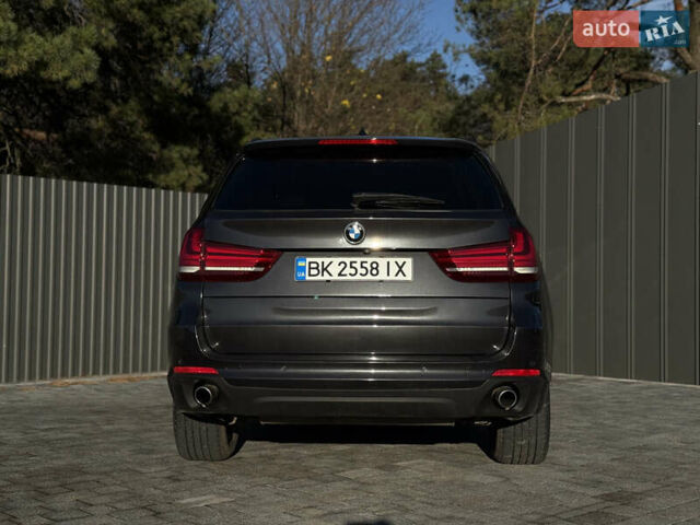 Серый БМВ Х5, объемом двигателя 2.98 л и пробегом 142 тыс. км за 20900 $, фото 8 на Automoto.ua