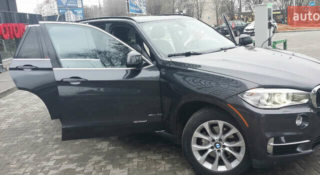 Сірий БМВ Х5, об'ємом двигуна 2.98 л та пробігом 280 тис. км за 18900 $, фото 19 на Automoto.ua