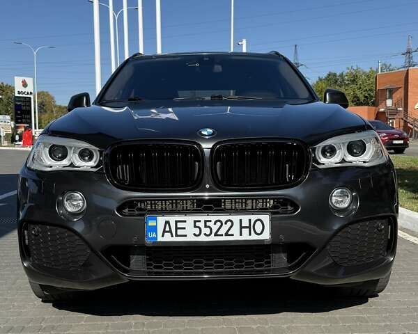 БМВ Х5 2014 в Днепре (Днепропетровске) на Automoto.ua Серый БМВ Х5, объемом двигателя 2.98 л и пробегом 143 тыс. км за 27200 $, фото 3 на Automoto.ua