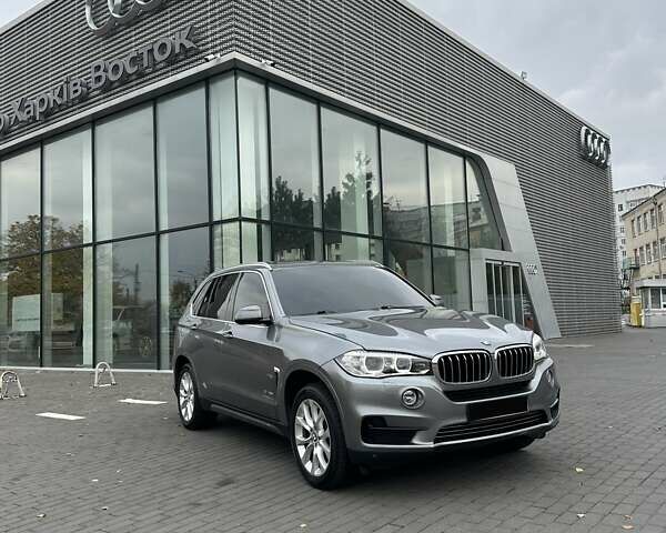 Серый БМВ Х5, объемом двигателя 2.98 л и пробегом 164 тыс. км за 25500 $, фото 13 на Automoto.ua