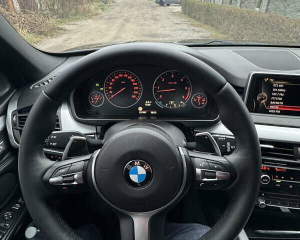 Сірий БМВ Х5, об'ємом двигуна 2.99 л та пробігом 257 тис. км за 30500 $, фото 7 на Automoto.ua