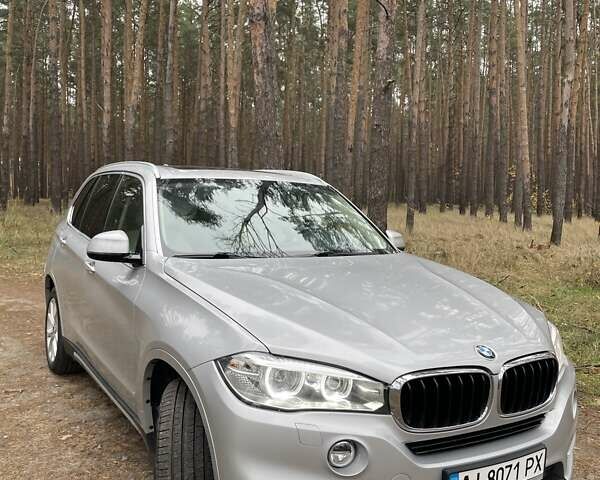 Серый БМВ Х5, объемом двигателя 2.99 л и пробегом 186 тыс. км за 25700 $, фото 1 на Automoto.ua