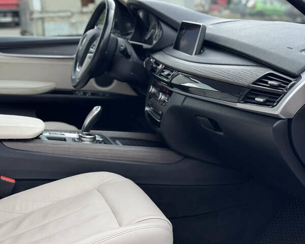 Серый БМВ Х5, объемом двигателя 2.99 л и пробегом 177 тыс. км за 29500 $, фото 20 на Automoto.ua