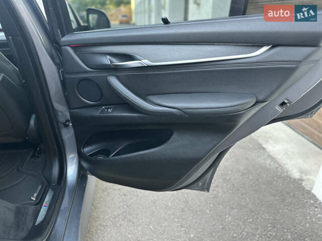 Серый БМВ Х5, объемом двигателя 2.99 л и пробегом 256 тыс. км за 30500 $, фото 60 на Automoto.ua