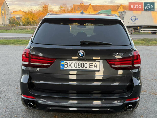 Серый БМВ Х5, объемом двигателя 2.98 л и пробегом 264 тыс. км за 18500 $, фото 8 на Automoto.ua
