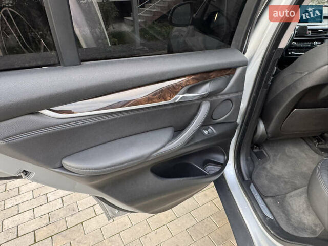 Серый БМВ Х5, объемом двигателя 3 л и пробегом 161 тыс. км за 21990 $, фото 64 на Automoto.ua