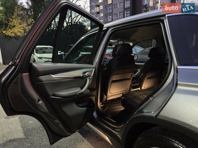 Серый БМВ Х5, объемом двигателя 2.99 л и пробегом 103 тыс. км за 32900 $, фото 19 на Automoto.ua