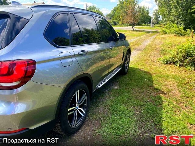 Серый БМВ Х5, объемом двигателя 3 л и пробегом 308 тыс. км за 28000 $, фото 11 на Automoto.ua