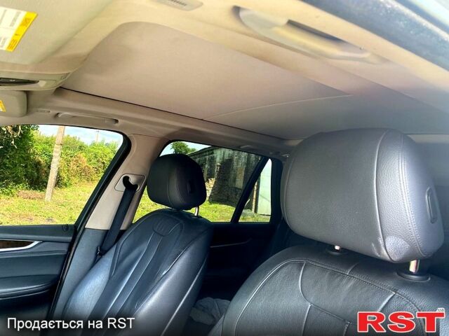 Серый БМВ Х5, объемом двигателя 3 л и пробегом 308 тыс. км за 28000 $, фото 6 на Automoto.ua