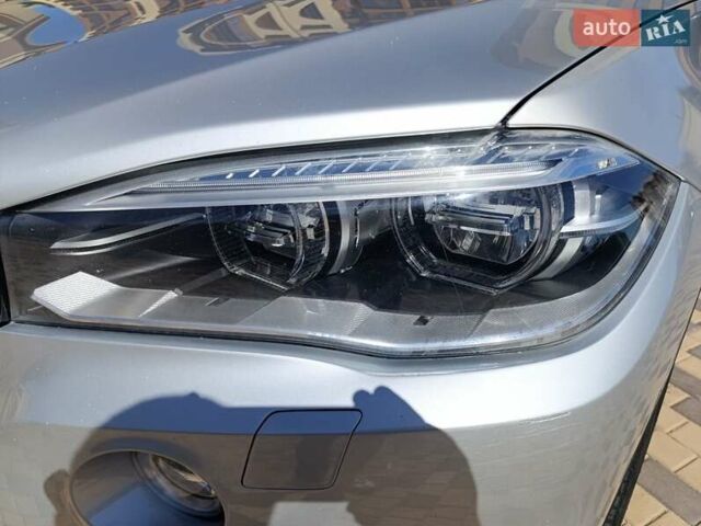 Серый БМВ Х5, объемом двигателя 2.99 л и пробегом 295 тыс. км за 19700 $, фото 8 на Automoto.ua