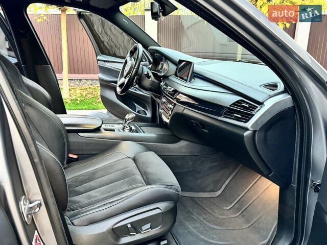 Сірий БМВ Х5, об'ємом двигуна 2.99 л та пробігом 195 тис. км за 33700 $, фото 12 на Automoto.ua
