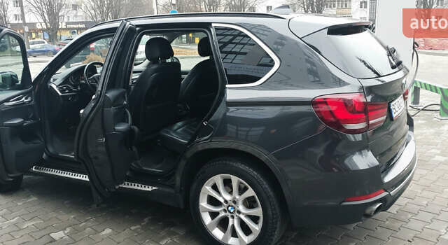 Сірий БМВ Х5, об'ємом двигуна 2.98 л та пробігом 280 тис. км за 18900 $, фото 16 на Automoto.ua