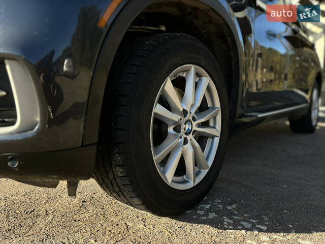Серый БМВ Х5, объемом двигателя 2.98 л и пробегом 142 тыс. км за 20900 $, фото 33 на Automoto.ua