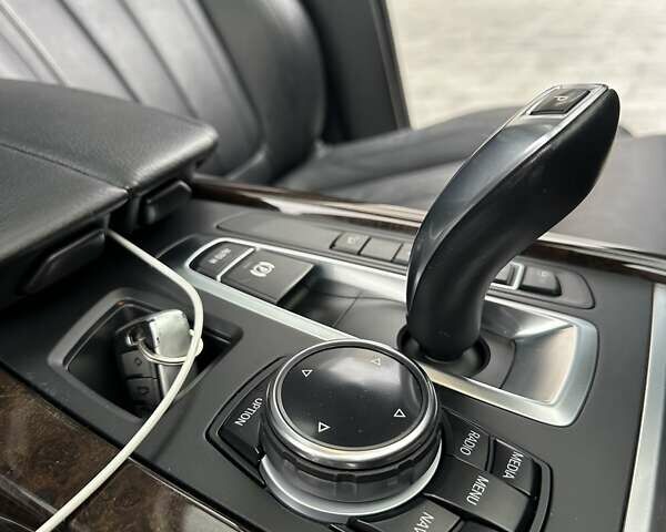 Серый БМВ Х5, объемом двигателя 2.98 л и пробегом 164 тыс. км за 25500 $, фото 95 на Automoto.ua