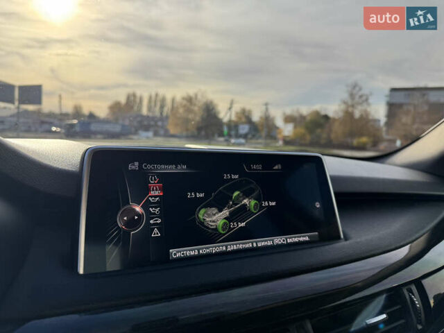 Серый БМВ Х5, объемом двигателя 2.99 л и пробегом 280 тыс. км за 20699 $, фото 14 на Automoto.ua