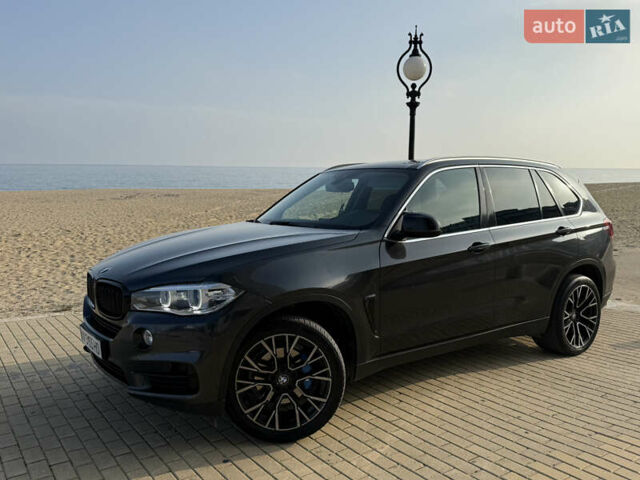 Сірий БМВ Х5, об'ємом двигуна 2 л та пробігом 180 тис. км за 25800 $, фото 2 на Automoto.ua