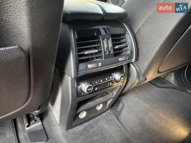 Серый БМВ Х5, объемом двигателя 3 л и пробегом 161 тыс. км за 21990 $, фото 61 на Automoto.ua