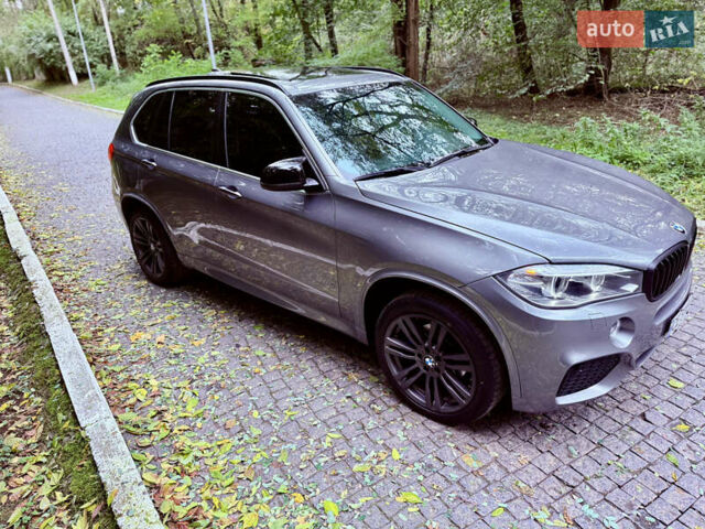 Серый БМВ Х5, объемом двигателя 2.99 л и пробегом 295 тыс. км за 24500 $, фото 12 на Automoto.ua