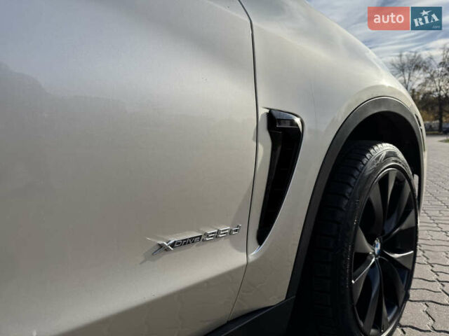 Серый БМВ Х5, объемом двигателя 2.99 л и пробегом 280 тыс. км за 20699 $, фото 9 на Automoto.ua