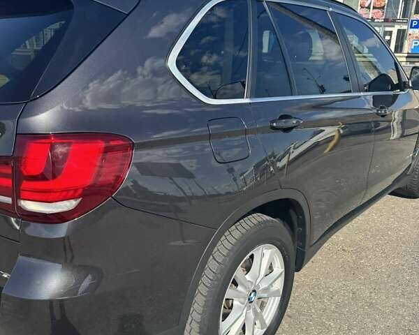 Сірий БМВ Х5, об'ємом двигуна 3 л та пробігом 125 тис. км за 20500 $, фото 1 на Automoto.ua