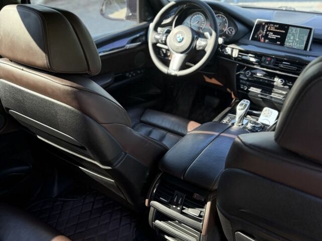 Серый БМВ Х5, объемом двигателя 3 л и пробегом 278 тыс. км за 28500 $, фото 11 на Automoto.ua