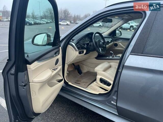 Серый БМВ Х5, объемом двигателя 2.98 л и пробегом 165 тыс. км за 22000 $, фото 6 на Automoto.ua