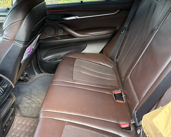 Сірий БМВ Х5, об'ємом двигуна 2.99 л та пробігом 217 тис. км за 34300 $, фото 8 на Automoto.ua