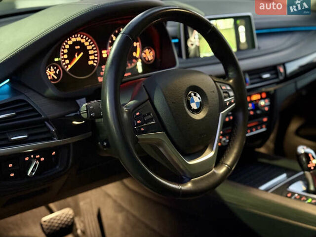 Серый БМВ Х5, объемом двигателя 2.99 л и пробегом 103 тыс. км за 32900 $, фото 4 на Automoto.ua