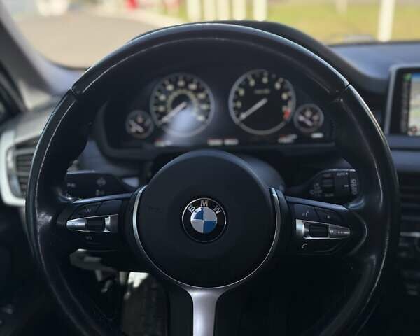 БМВ Х5 2014 в Днепре (Днепропетровске) на Automoto.ua Серый БМВ Х5, объемом двигателя 2.98 л и пробегом 143 тыс. км за 27200 $, фото 11 на Automoto.ua