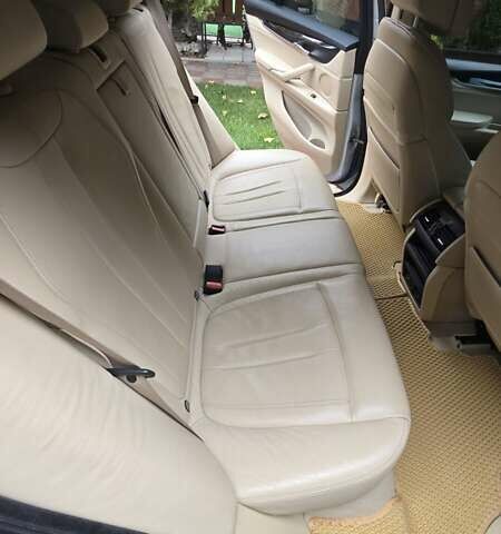 БМВ Х5 2014 в Днепре (Днепропетровске) на Automoto.ua Серый БМВ Х5, объемом двигателя 2.98 л и пробегом 208 тыс. км за 25900 $, фото 7 на Automoto.ua