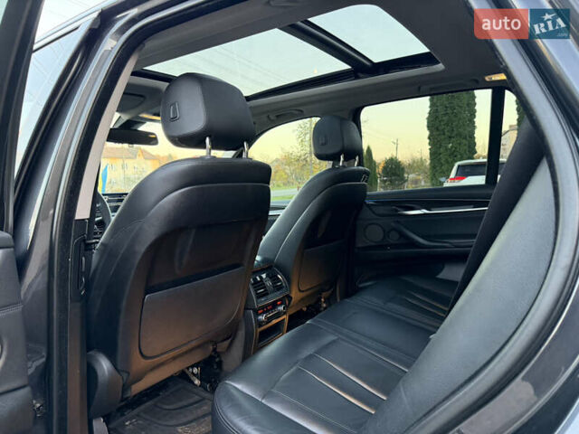 Серый БМВ Х5, объемом двигателя 2.98 л и пробегом 264 тыс. км за 18500 $, фото 26 на Automoto.ua
