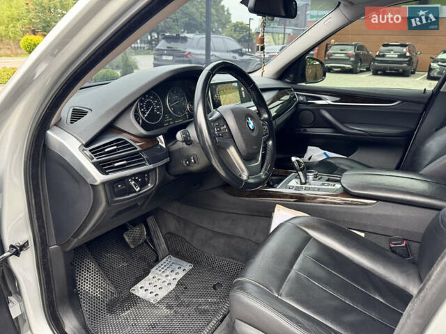 Серый БМВ Х5, объемом двигателя 2.98 л и пробегом 226 тыс. км за 18500 $, фото 13 на Automoto.ua