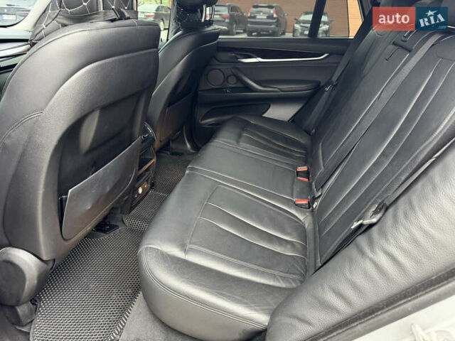 Серый БМВ Х5, объемом двигателя 2.98 л и пробегом 226 тыс. км за 18500 $, фото 20 на Automoto.ua