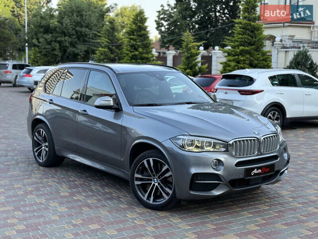 Серый БМВ Х5, объемом двигателя 2.99 л и пробегом 141 тыс. км за 38700 $, фото 12 на Automoto.ua