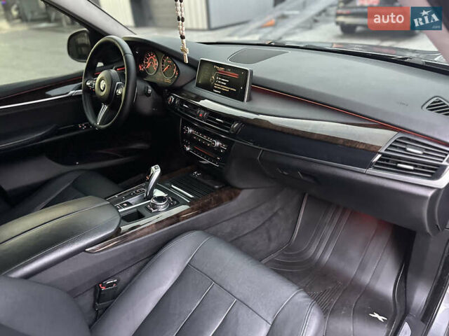 Серый БМВ Х5, объемом двигателя 0 л и пробегом 160 тыс. км за 23500 $, фото 87 на Automoto.ua