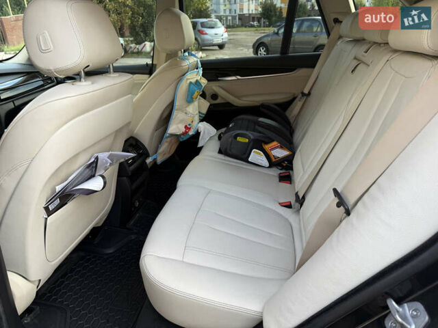 Серый БМВ Х5, объемом двигателя 2.99 л и пробегом 230 тыс. км за 27000 $, фото 28 на Automoto.ua