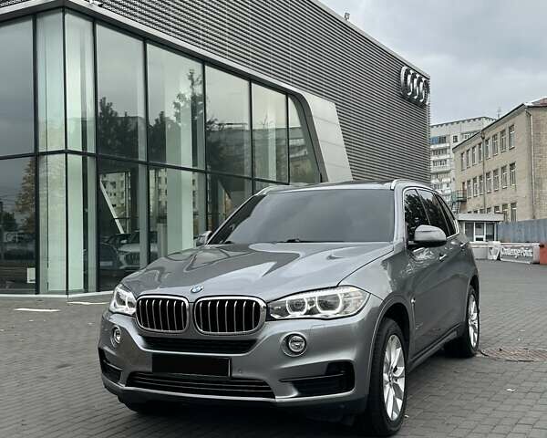 Серый БМВ Х5, объемом двигателя 2.98 л и пробегом 164 тыс. км за 25500 $, фото 2 на Automoto.ua