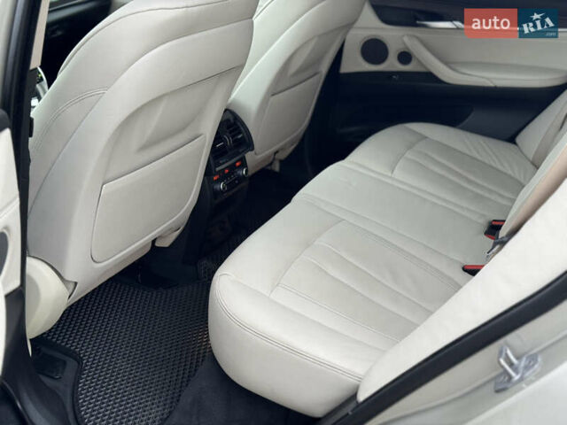 Серый БМВ Х5, объемом двигателя 2.99 л и пробегом 177 тыс. км за 29500 $, фото 16 на Automoto.ua