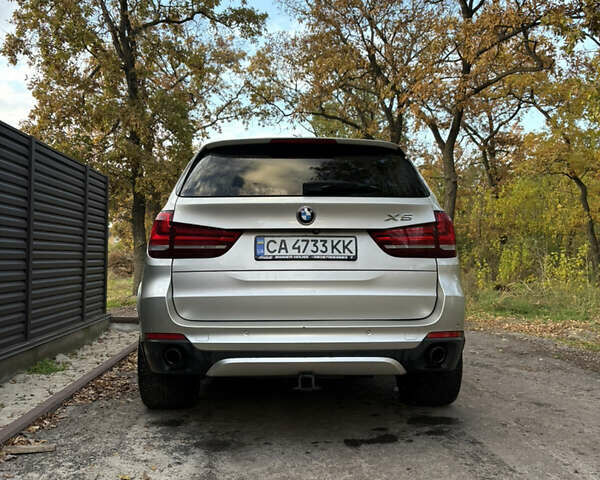 Сірий БМВ Х5, об'ємом двигуна 2.99 л та пробігом 217 тис. км за 34300 $, фото 1 на Automoto.ua