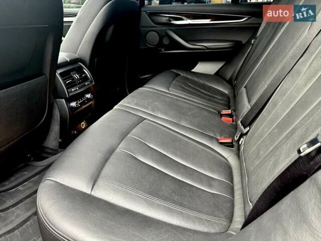 Серый БМВ Х5, объемом двигателя 2.98 л и пробегом 105 тыс. км за 24500 $, фото 44 на Automoto.ua