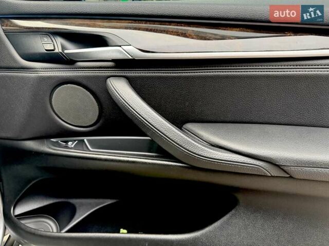 Серый БМВ Х5, объемом двигателя 2.98 л и пробегом 105 тыс. км за 24500 $, фото 37 на Automoto.ua