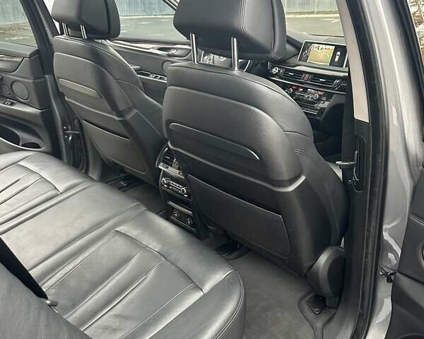 Серый БМВ Х5, объемом двигателя 2.98 л и пробегом 164 тыс. км за 25500 $, фото 37 на Automoto.ua