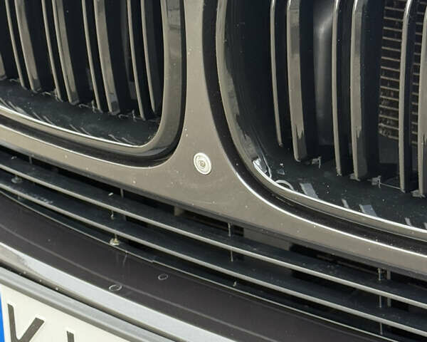 Серый БМВ Х5, объемом двигателя 2.99 л и пробегом 187 тыс. км за 28000 $, фото 7 на Automoto.ua