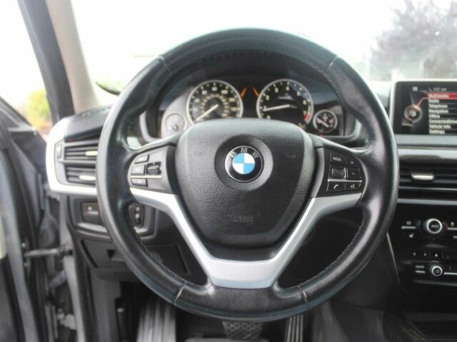 Серый БМВ Х5, объемом двигателя 3 л и пробегом 82 тыс. км за 13800 $, фото 10 на Automoto.ua